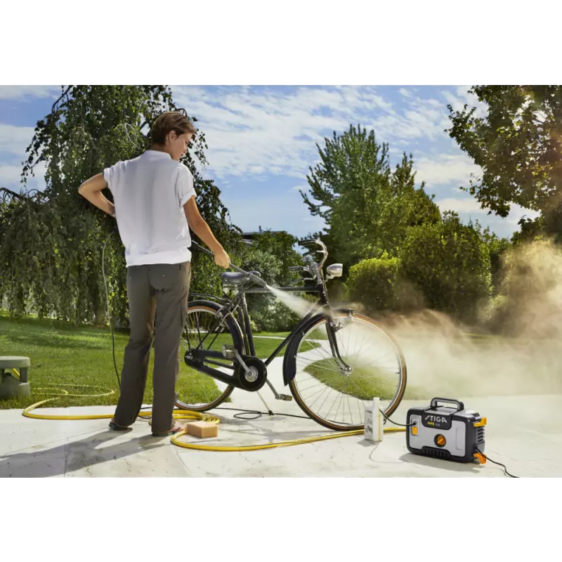 HPS110_2C1101401ST1_amb03_web